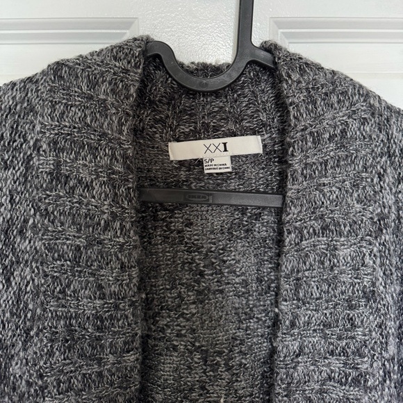 Forever 21 knit cardigan - Picture 2 of 3